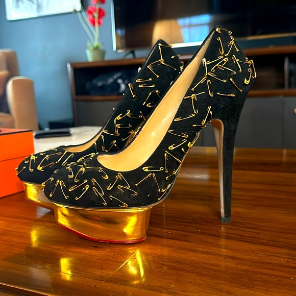 Charlotte Olympia x Tom Binns Suede Gold Safety Pin Platform Heels EU 38.5 - Picture 5 of 12